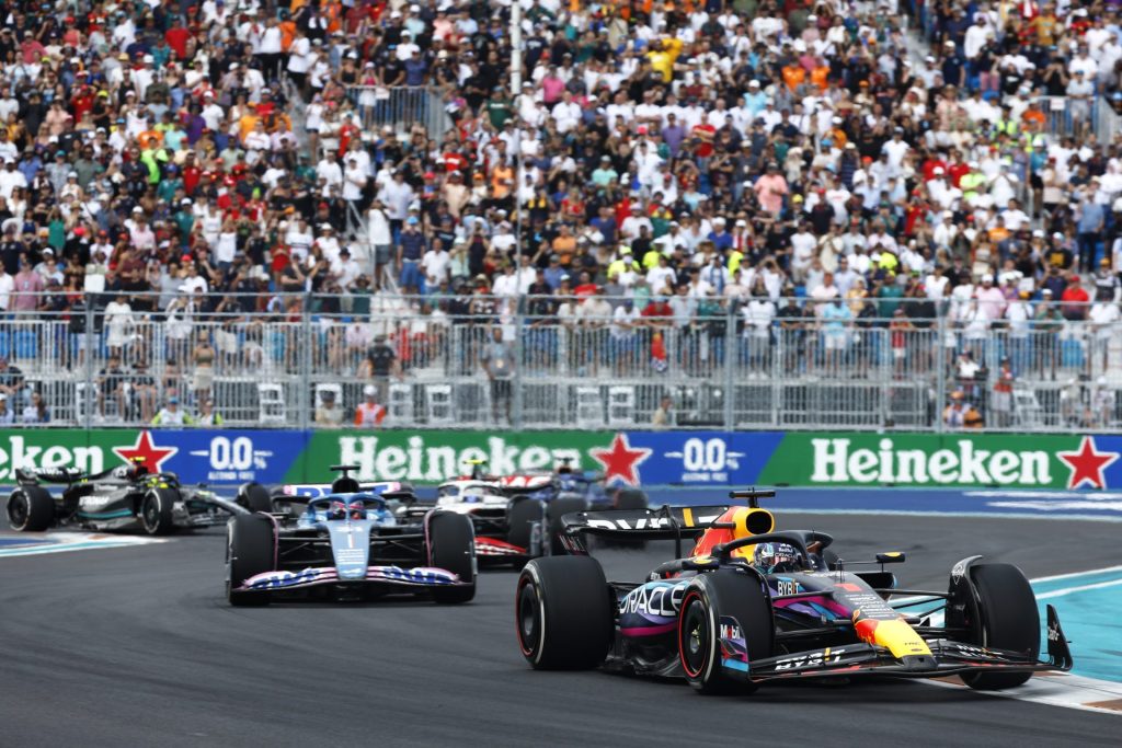 F1 to ditch DRS